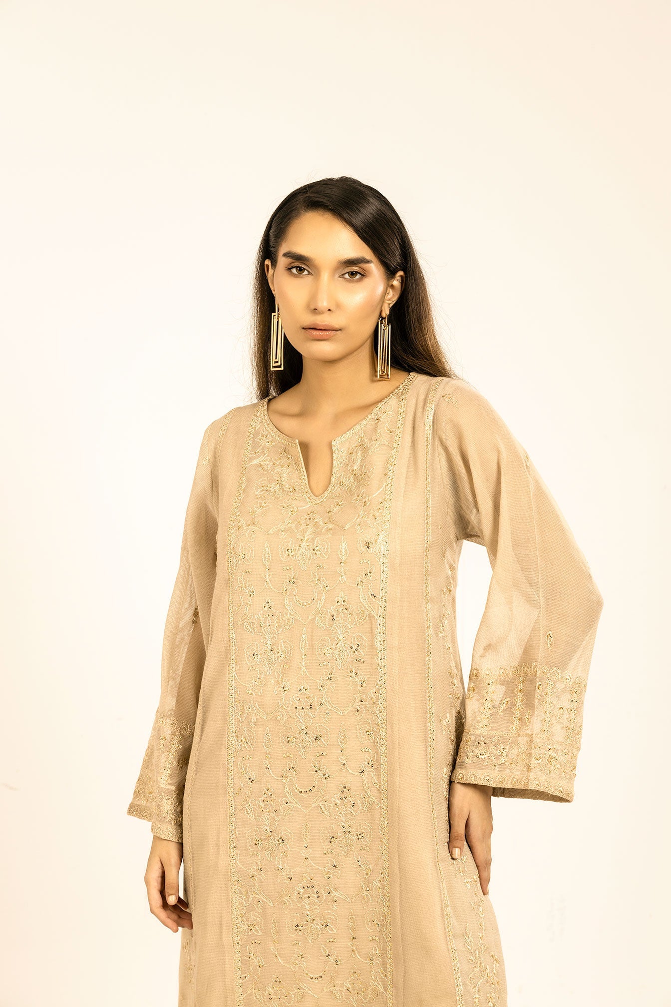 https://cdn.shopify.com/s/files/1/0587/3080/7460/files/6F5A7096_e564b557-a532-421c-8a88-641fe760c6a3.jpg?v=1736414152