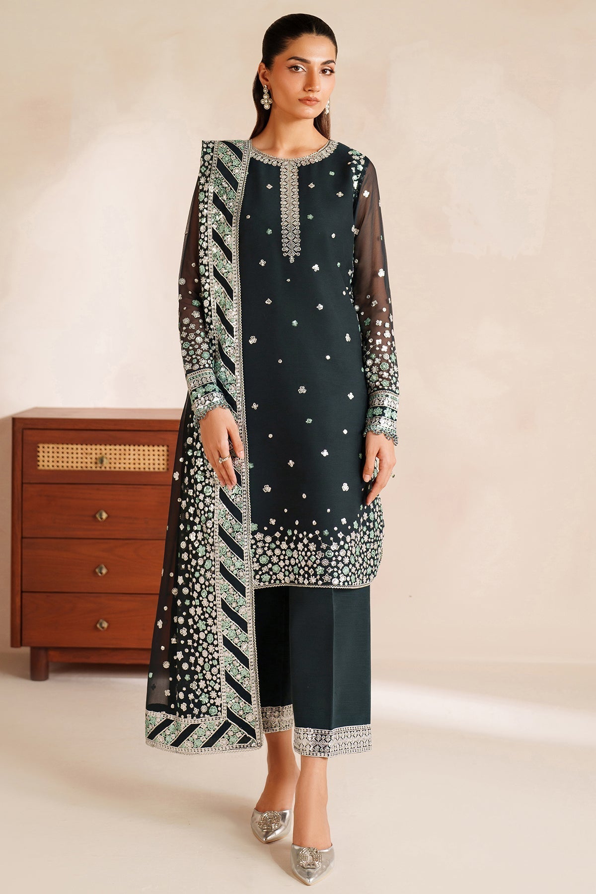 Farasha – Dawn Mist Style