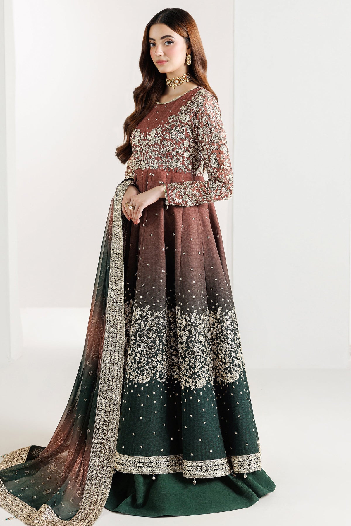 Farasha – Rustic Glow Style