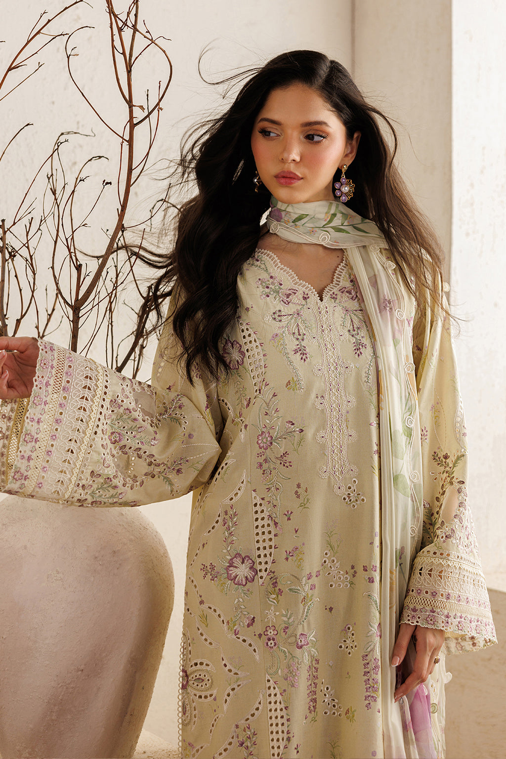 IBE-08 Embroidered Lawn