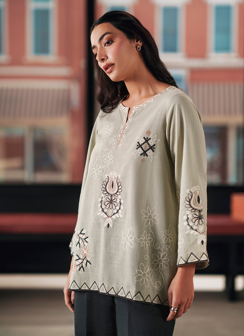Embroidered Top - 14241381362020