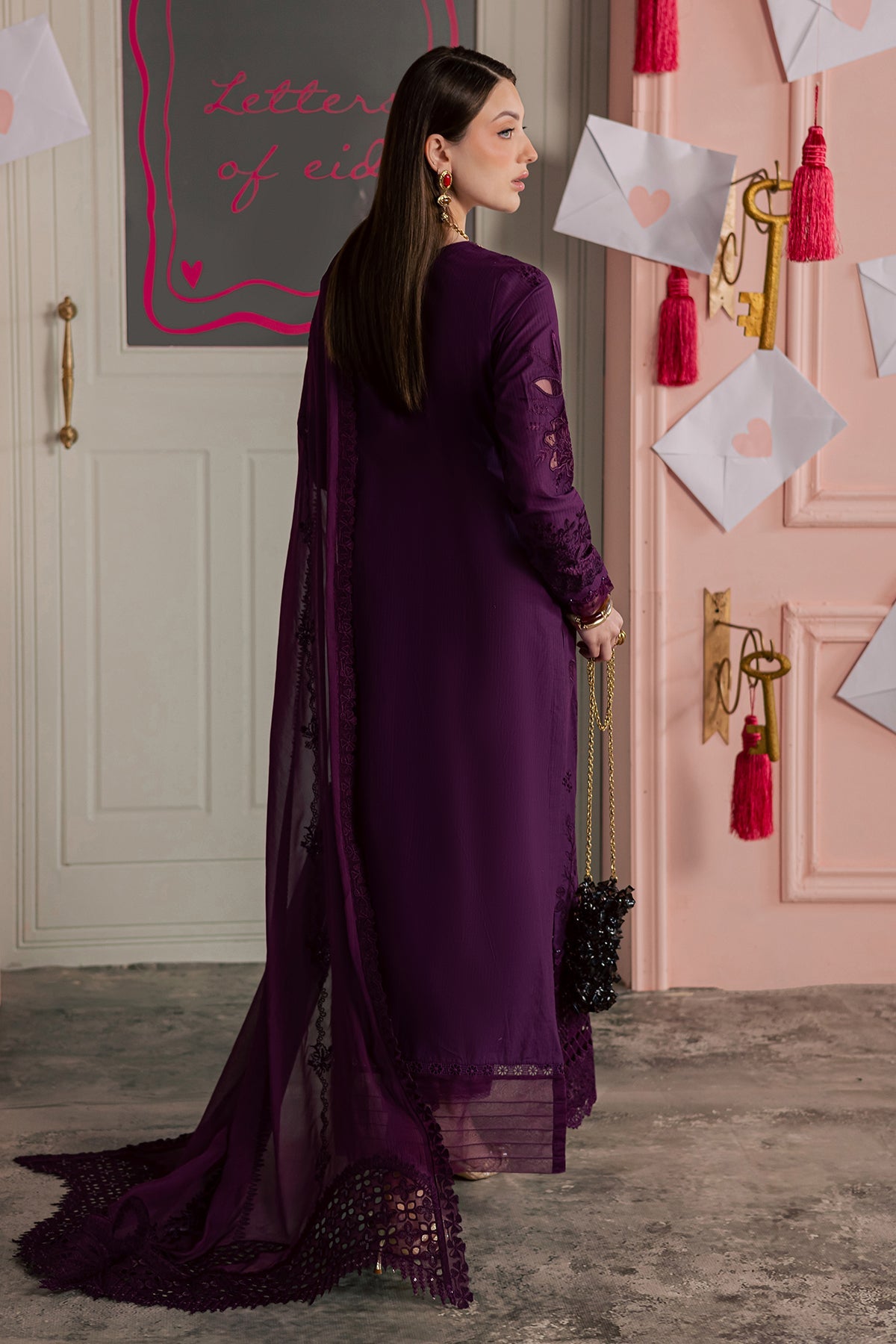 https://cdn.shopify.com/s/files/1/0551/9487/8152/files/6_5bd18196-af17-465f-a393-49057ba795b6.jpg?v=1772133130