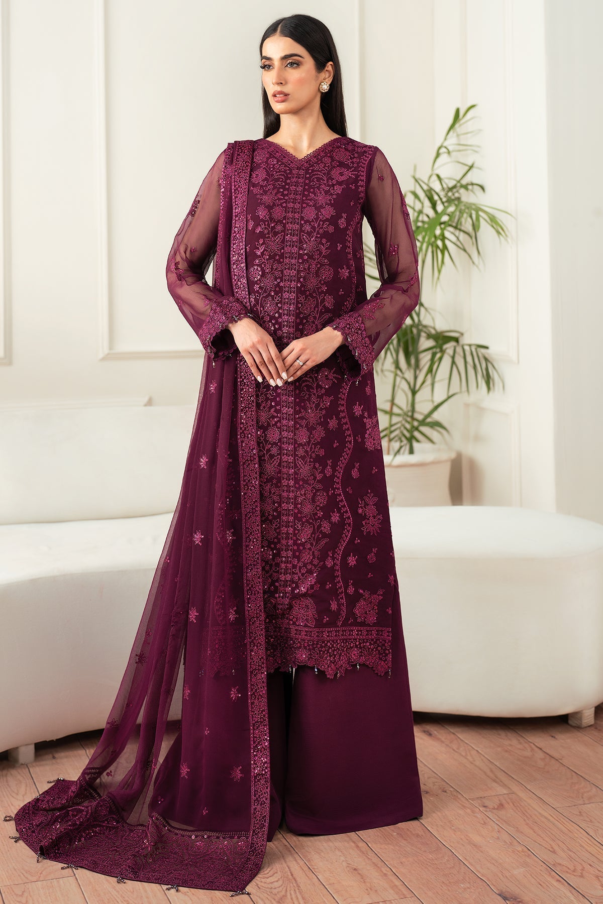 Farasha – Regal Violet Style