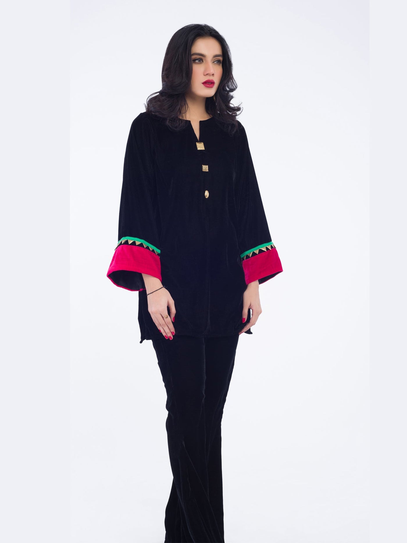 https://cdn.shopify.com/s/files/1/0654/4313/5706/products/6.jpg?v=1656747175