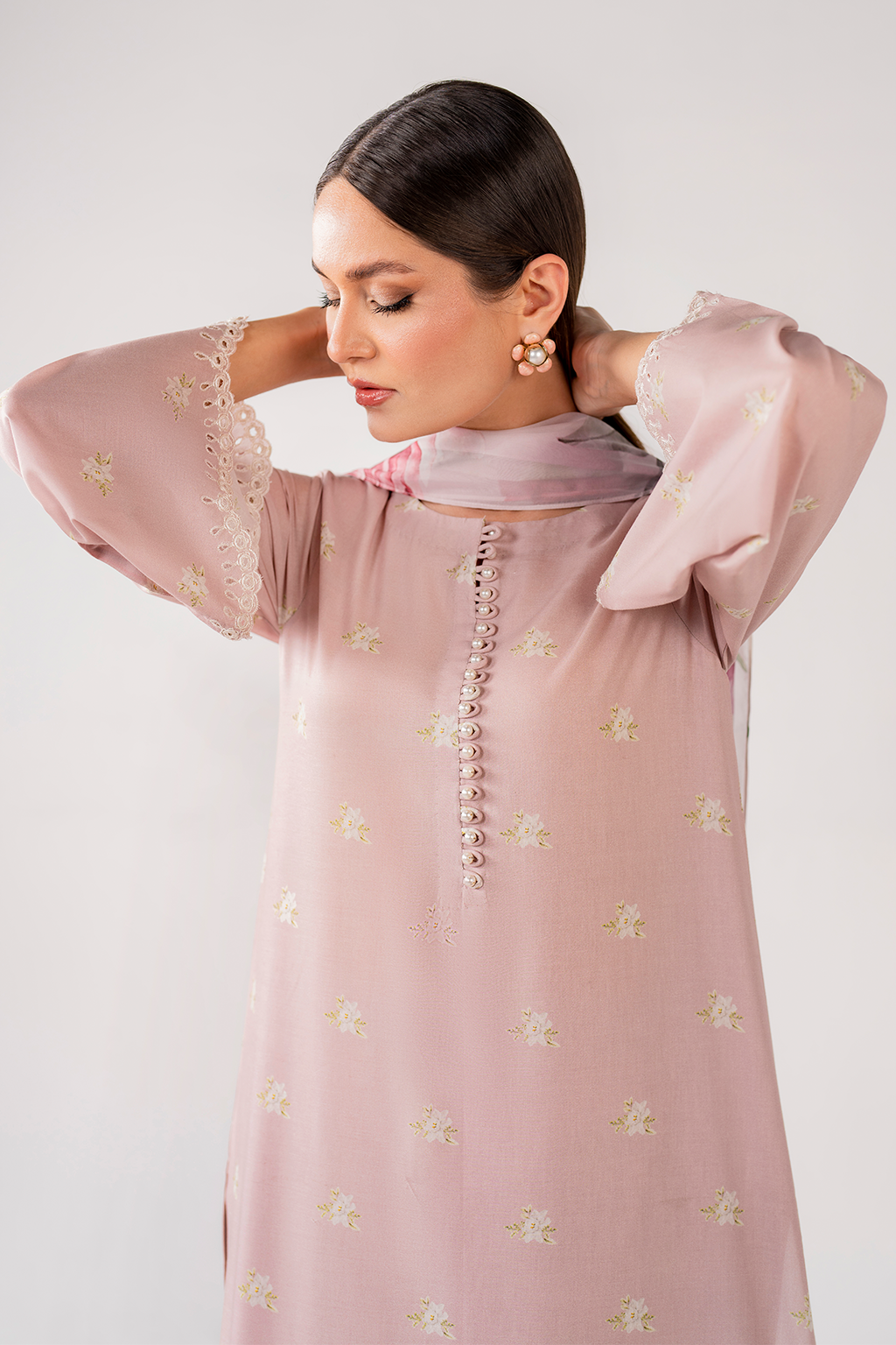UE-277 Printed Lawn