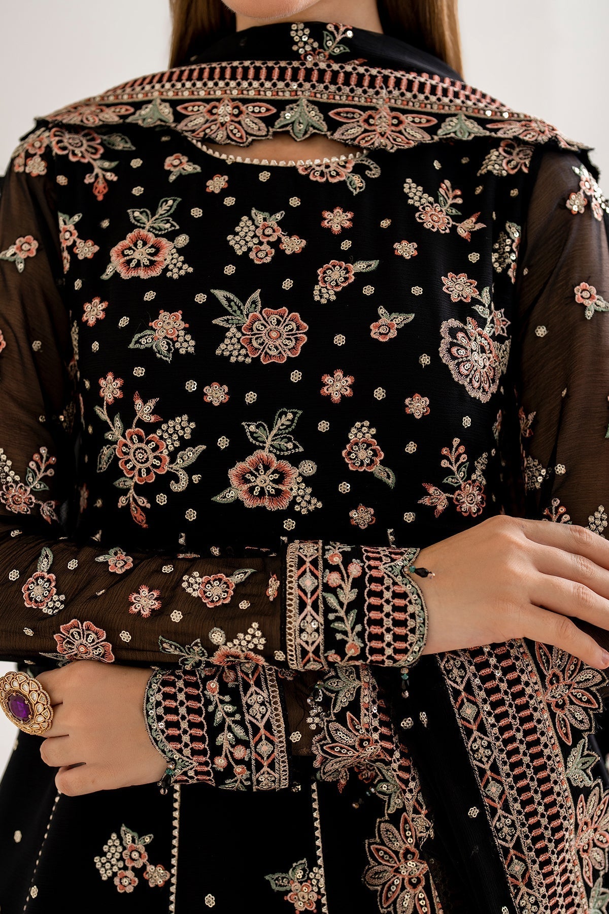 Farasha – Opaline Style