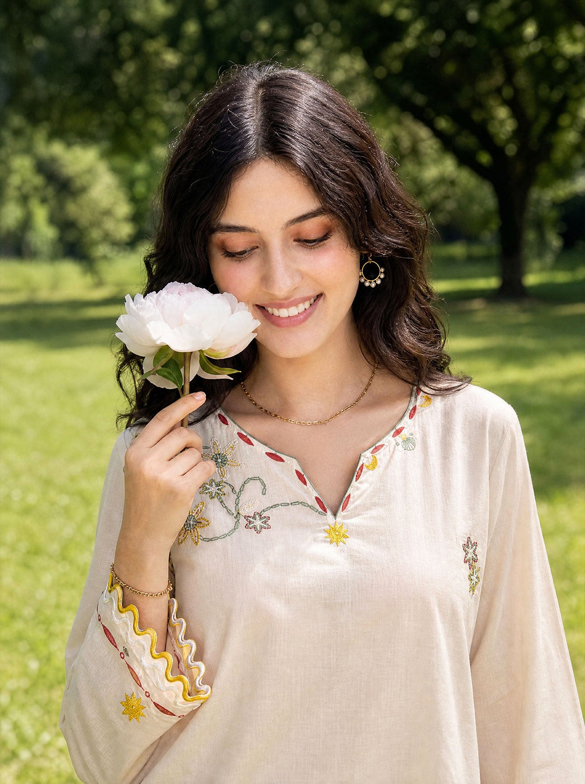 SS26DC-2622 CREAM 2PCS  EMBROIDERED KURTA WITH TROUSER