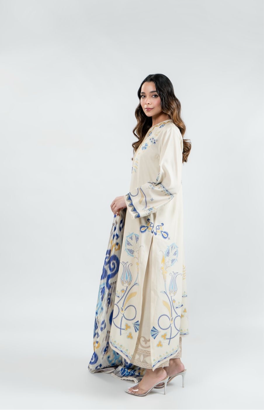 Alara (B)
