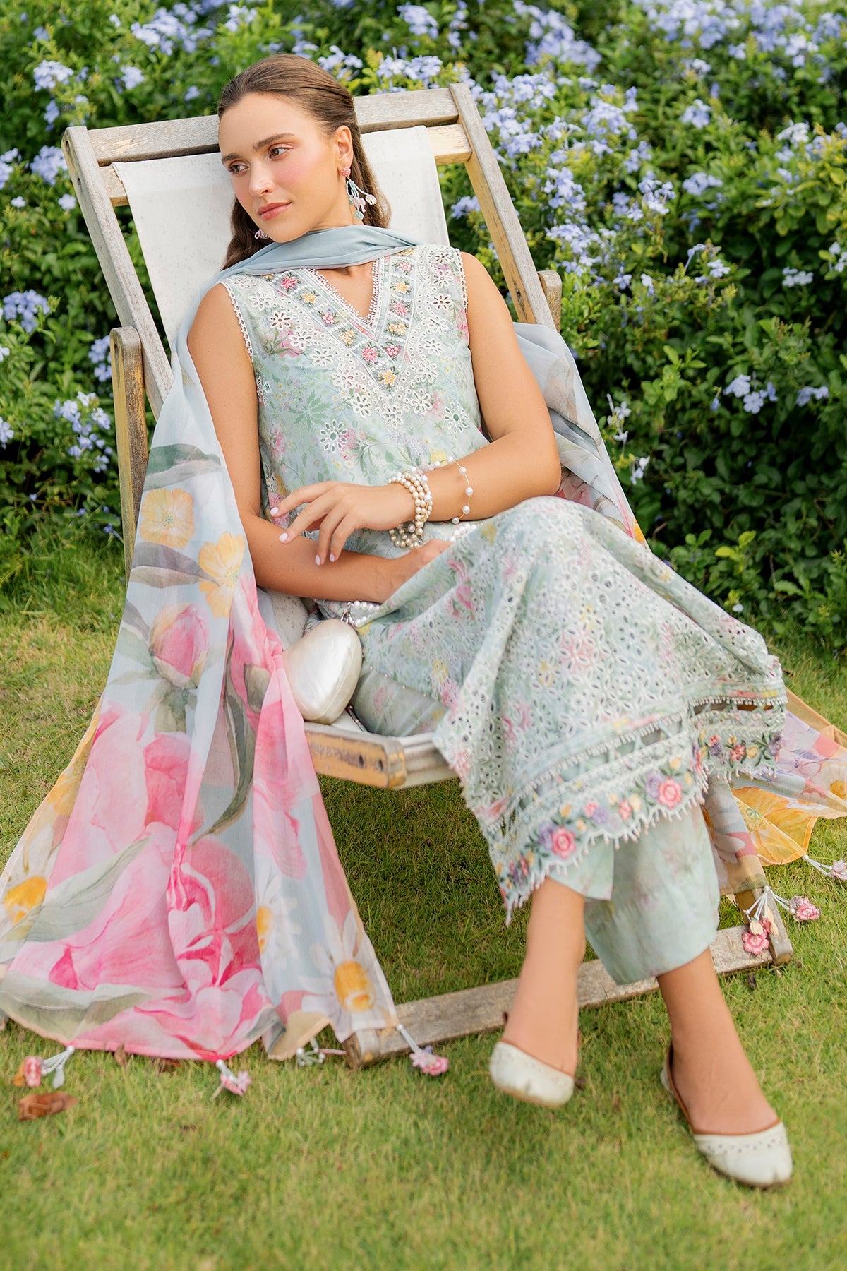 EMBROIDERED LAWN UF-4217