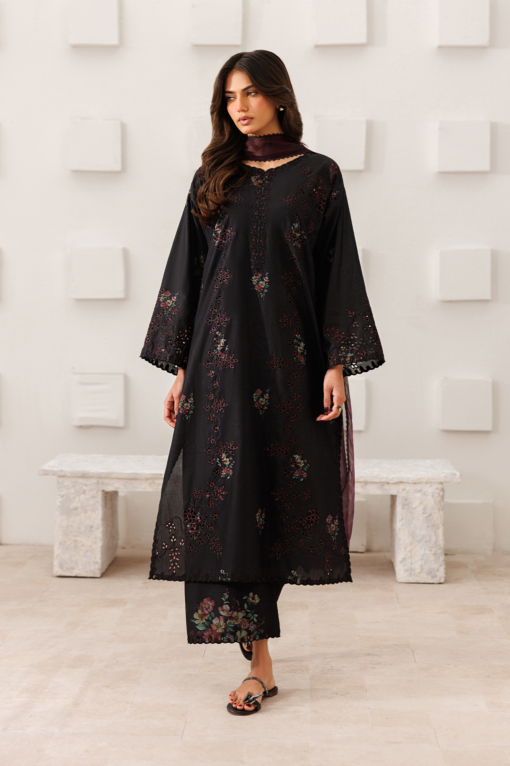 UE-637 Printed Lawn