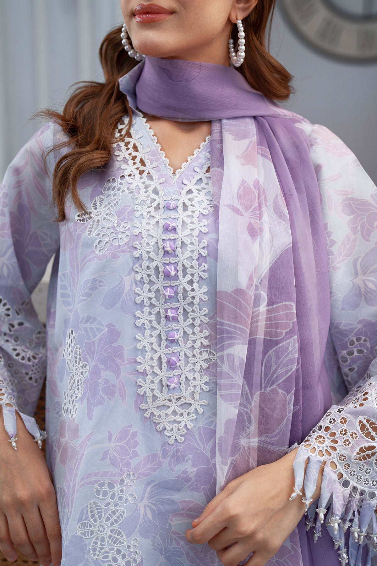 EMBROIDERED PRINTED LAWN UF-4073
