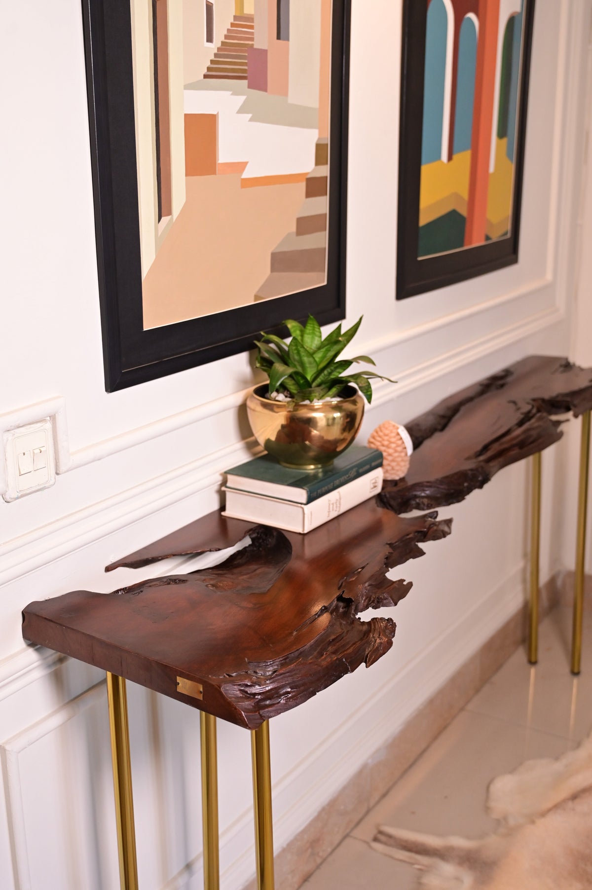 Live edge console with 5 golden stainless steel legs (Cyra)2100