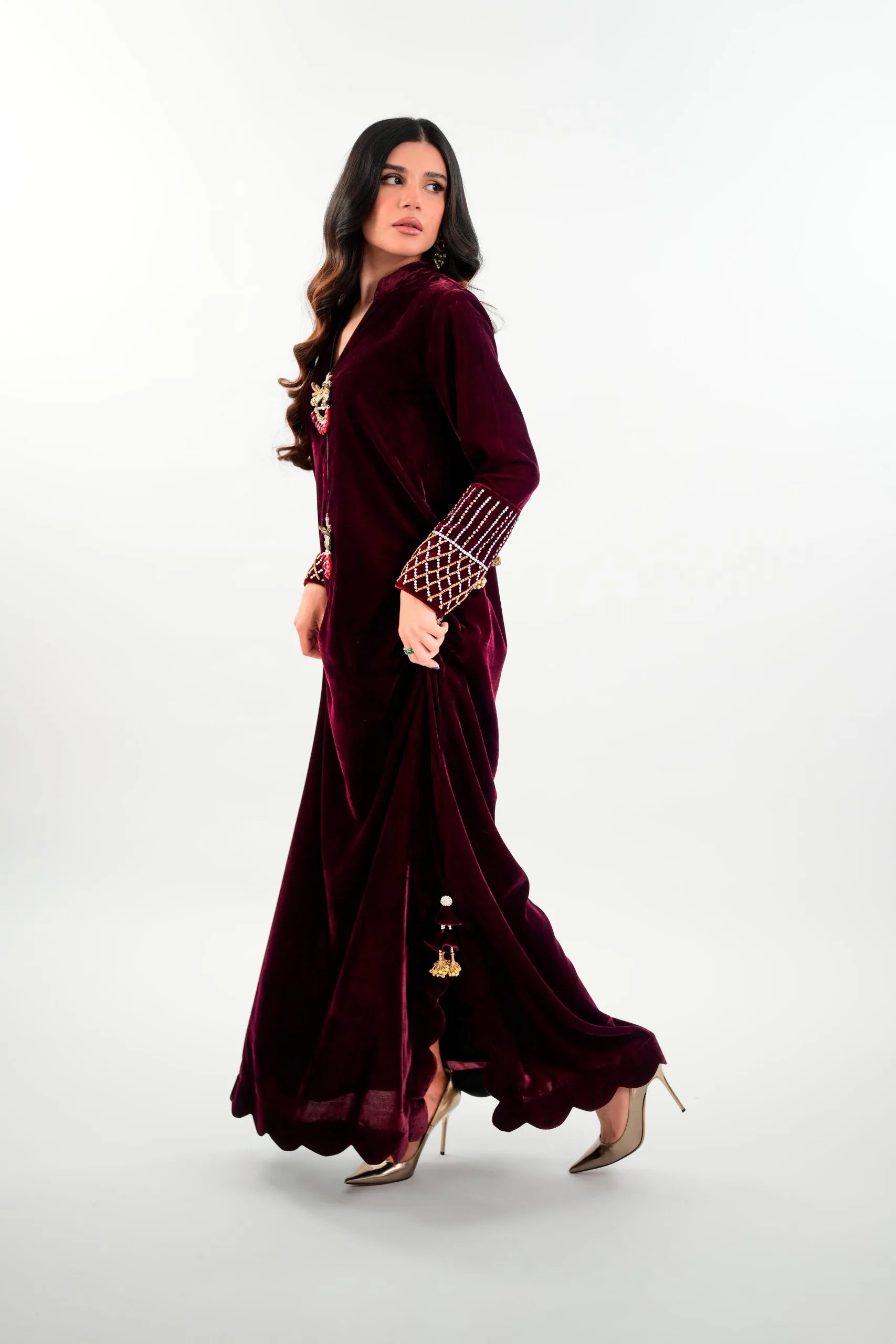 Velvet '25 - Plum Rouge