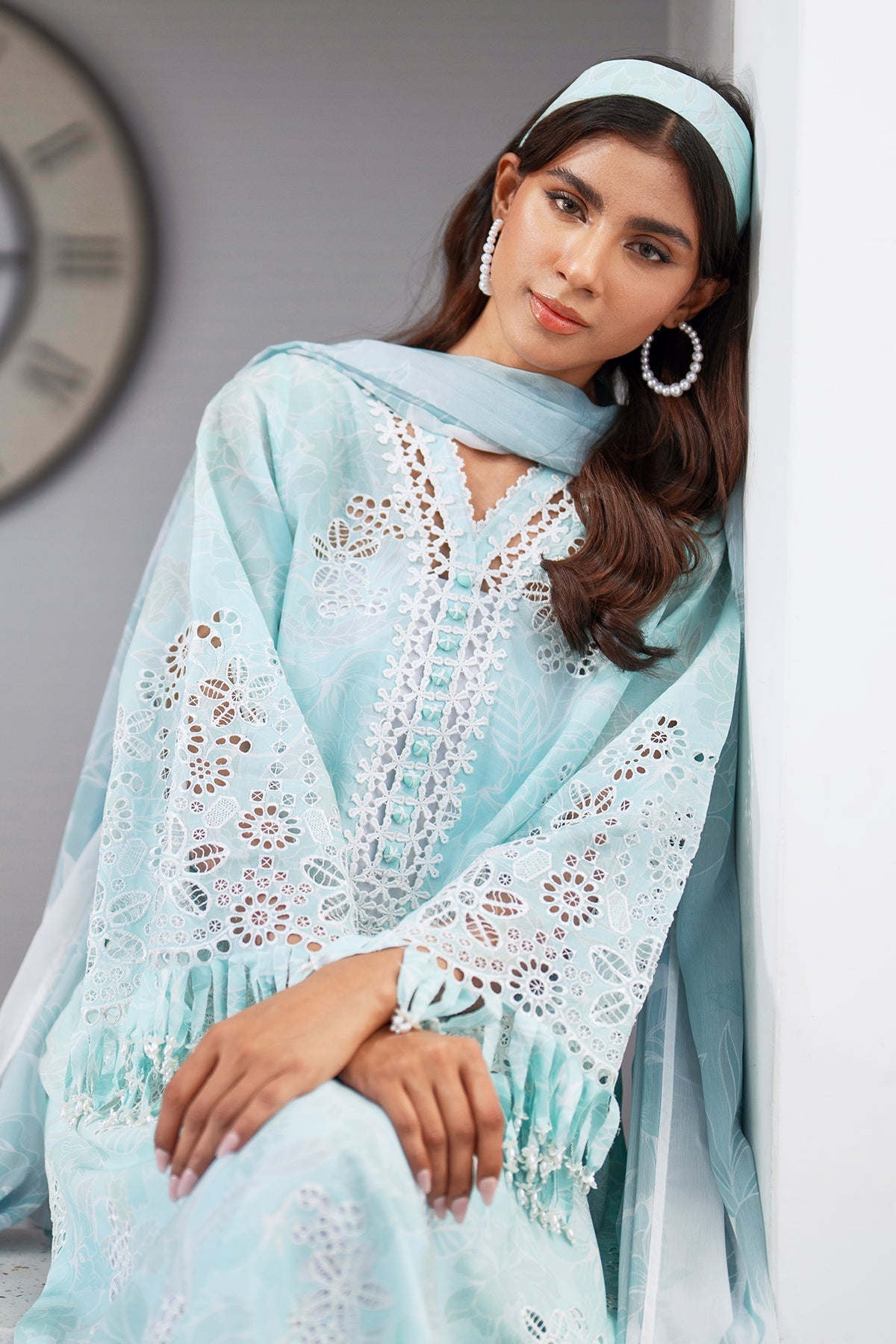 EMBROIDERED PRINTED LAWN UF-4074
