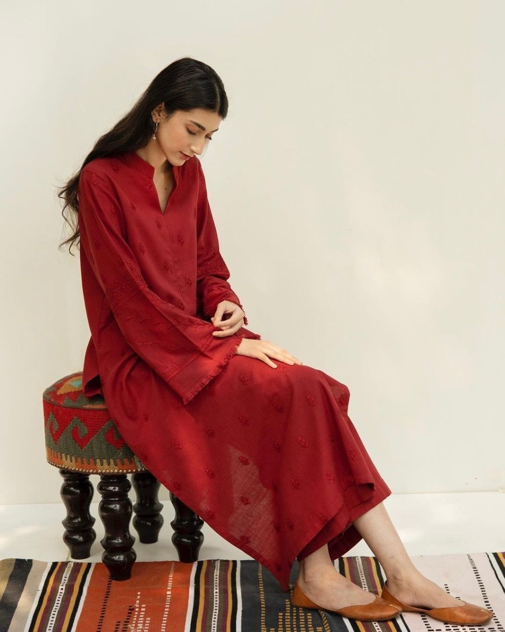 Gul-e-Rooh – Elegant 2piece Embroidered Suit for Women