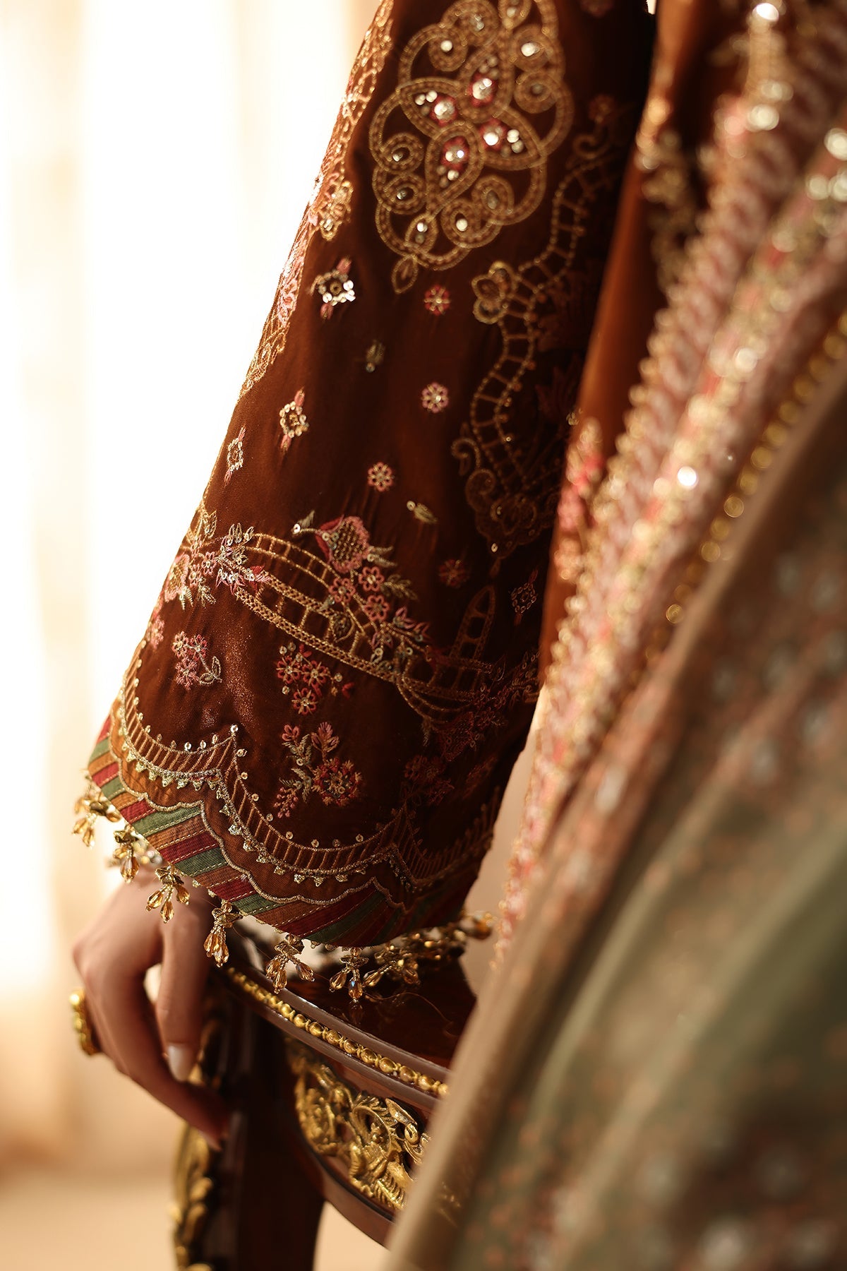 EMBROIDERED VELVET UF-4317