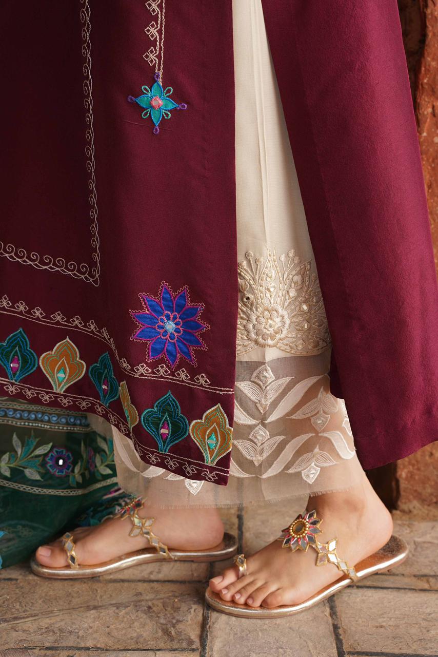 HUSNA IZAAR