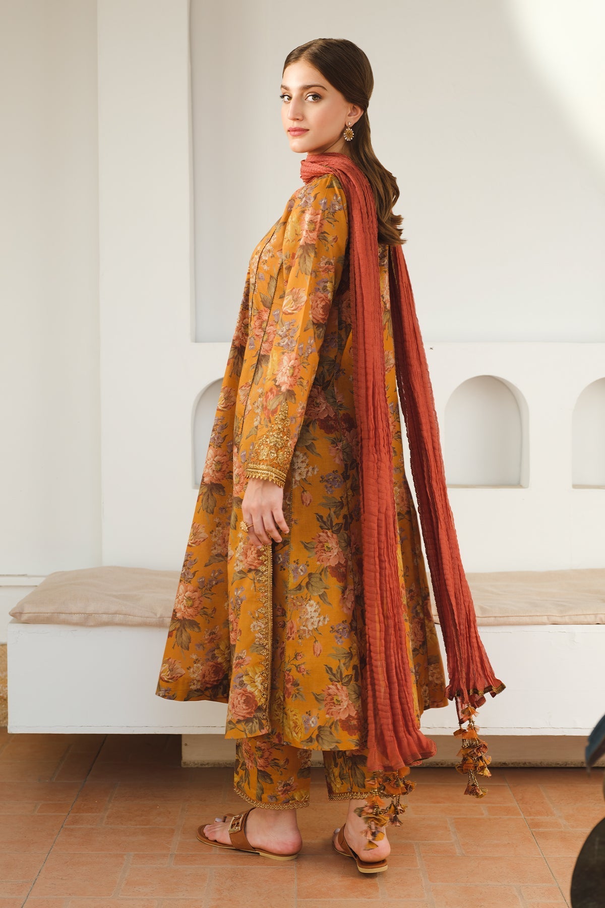 EMBROIDERED PRINTED LAWN SF-653