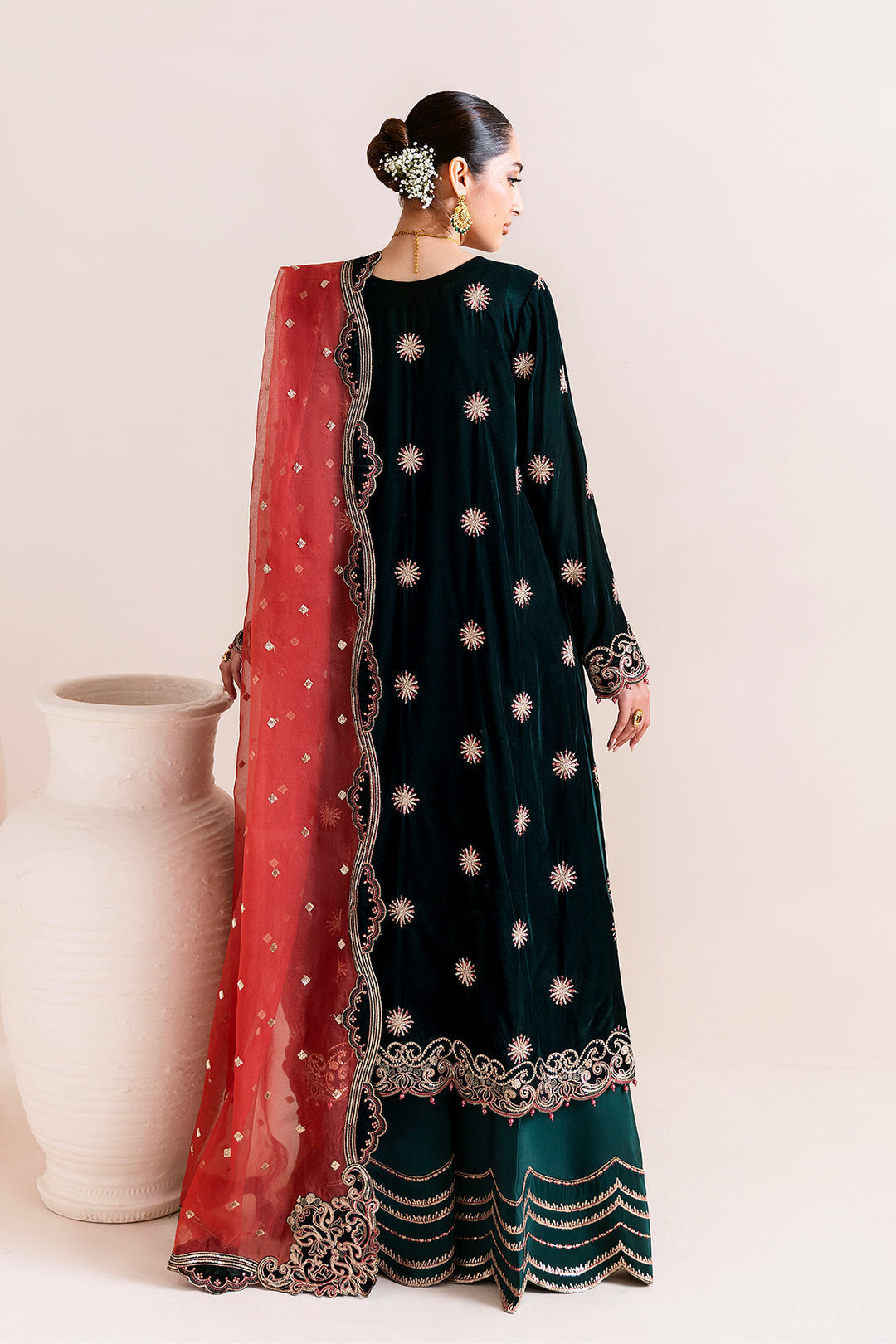 Alizeh – Kiswa Style