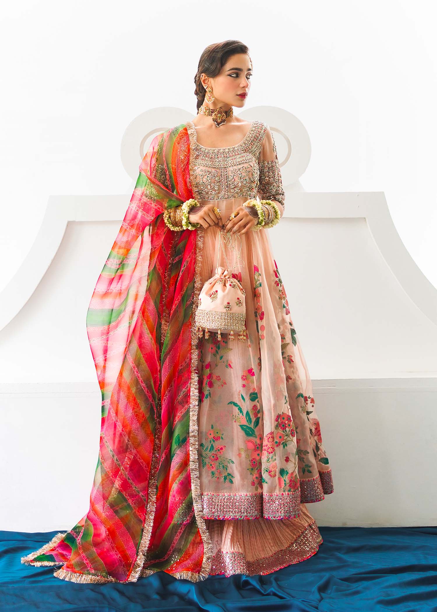 Aura - Ready to ship