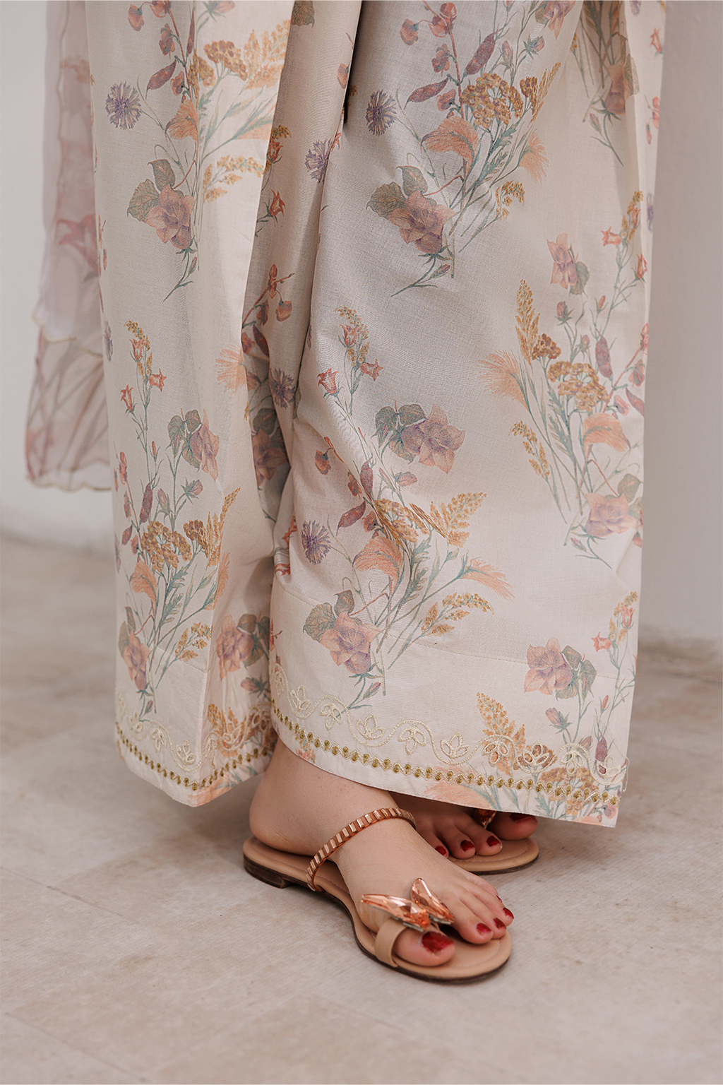 UE-631 Printed Lawn