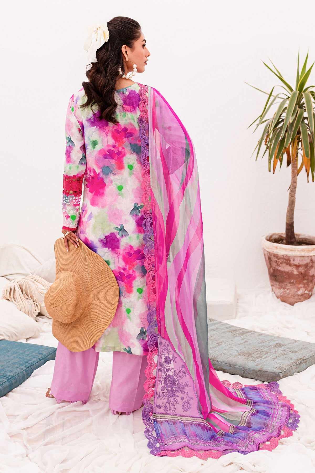 https://cdn.shopify.com/s/files/1/0551/9487/8152/files/7_cc509286-3c37-4544-bd68-4ddf58d44ded.jpg?v=1735822118