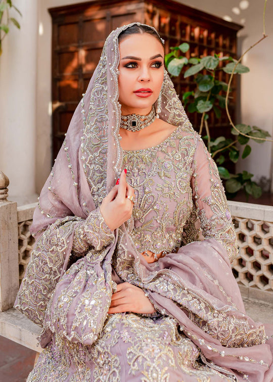Kanwal Malik – Zarish KM-04 Style