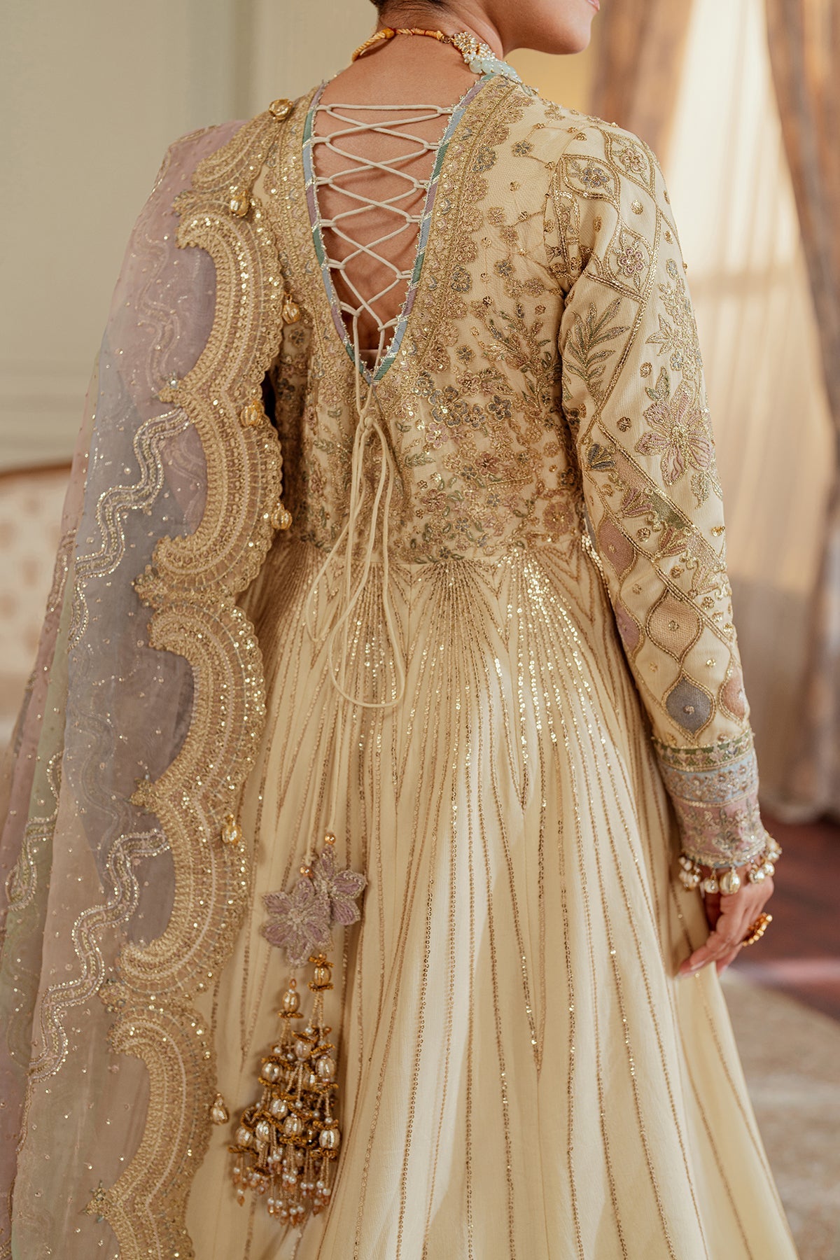 EMBROIDERED NET CH13-06 STITCHED