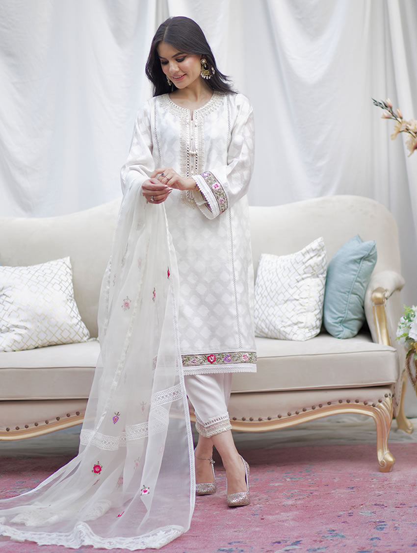 https://cdn.shopify.com/s/files/1/0591/8949/3826/files/7_72f5ee1c-7106-40e9-a00e-ec50a2554f25.jpg?v=1726054275