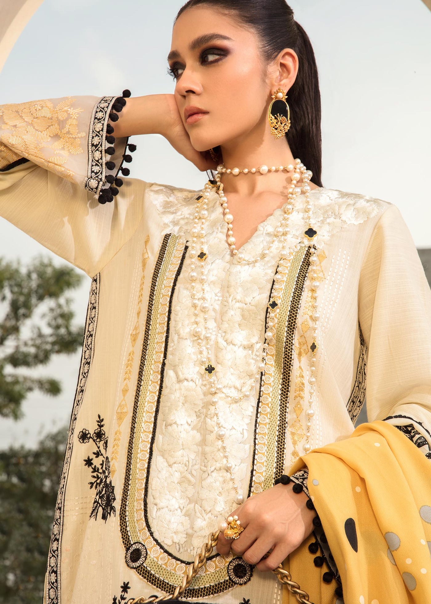 https://cdn.shopify.com/s/files/1/1625/9005/products/7_339b48fc-6797-4ad4-9a36-812489e7c352.jpg?v=1671710162