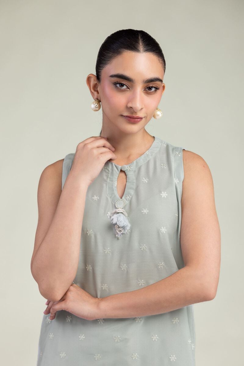 Lawn Sleeveless Kurta