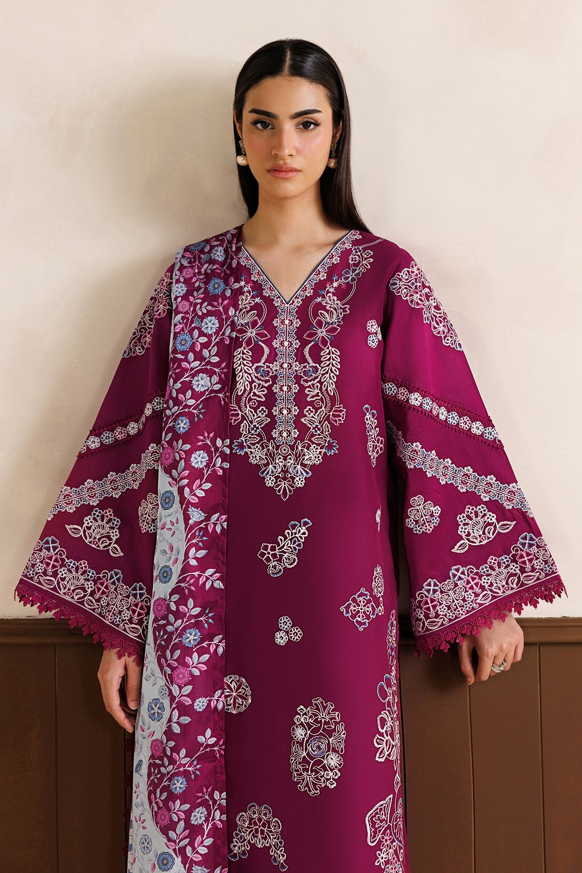 EMBROIDERED LAWN UF-4474
