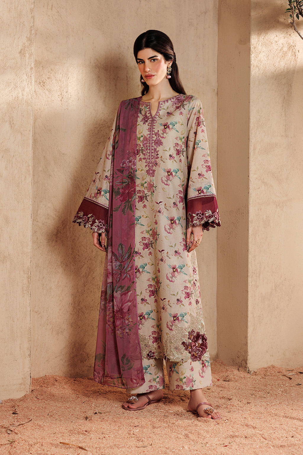 UE-674 Printed Lawn