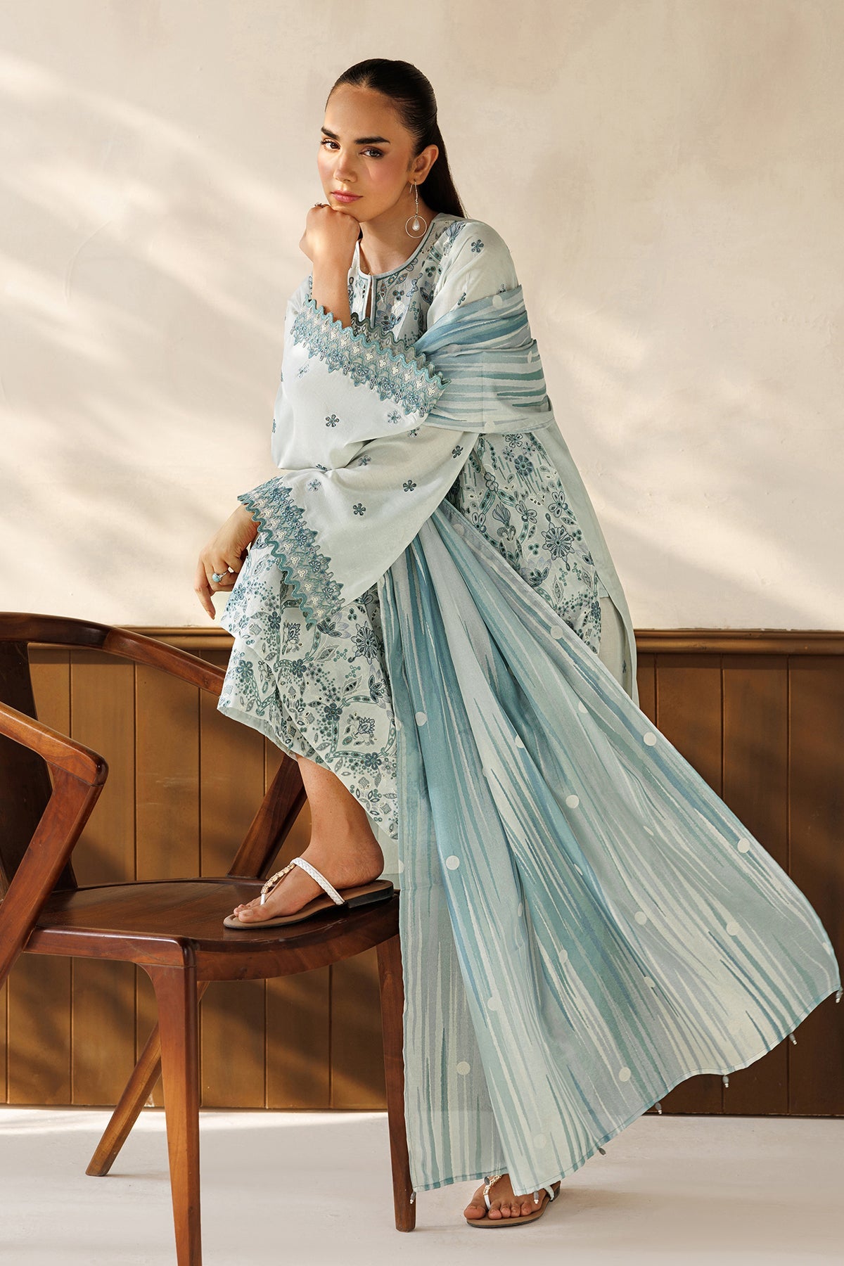 EMBROIDERED LAWN SF-4503