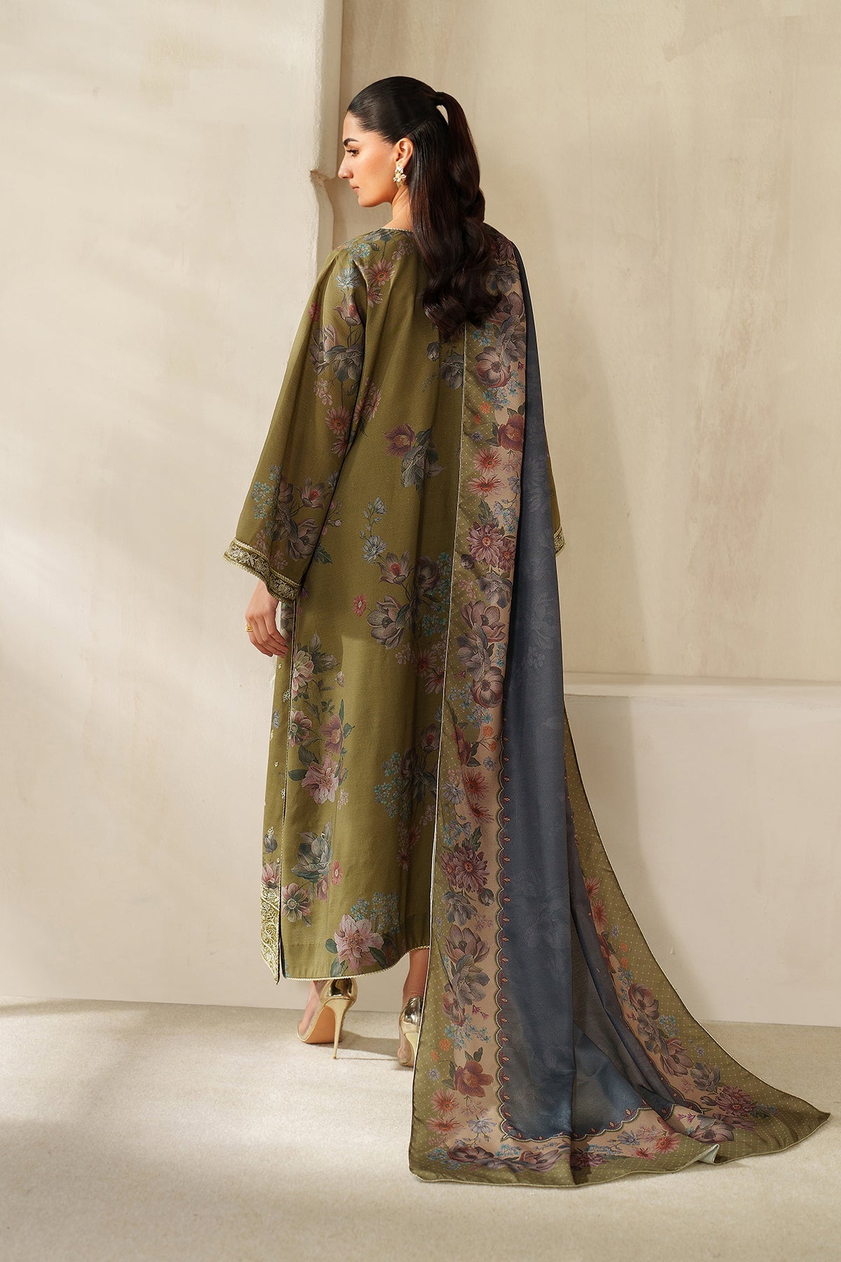 EMBROIDERED KHADDAR UF-4333