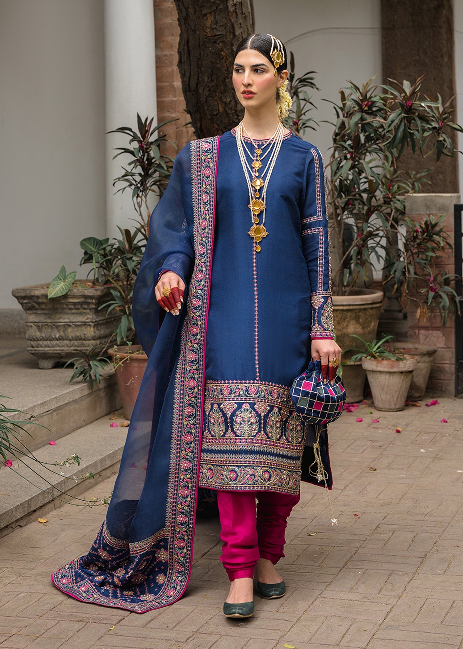 AYLIN - Ready to ship