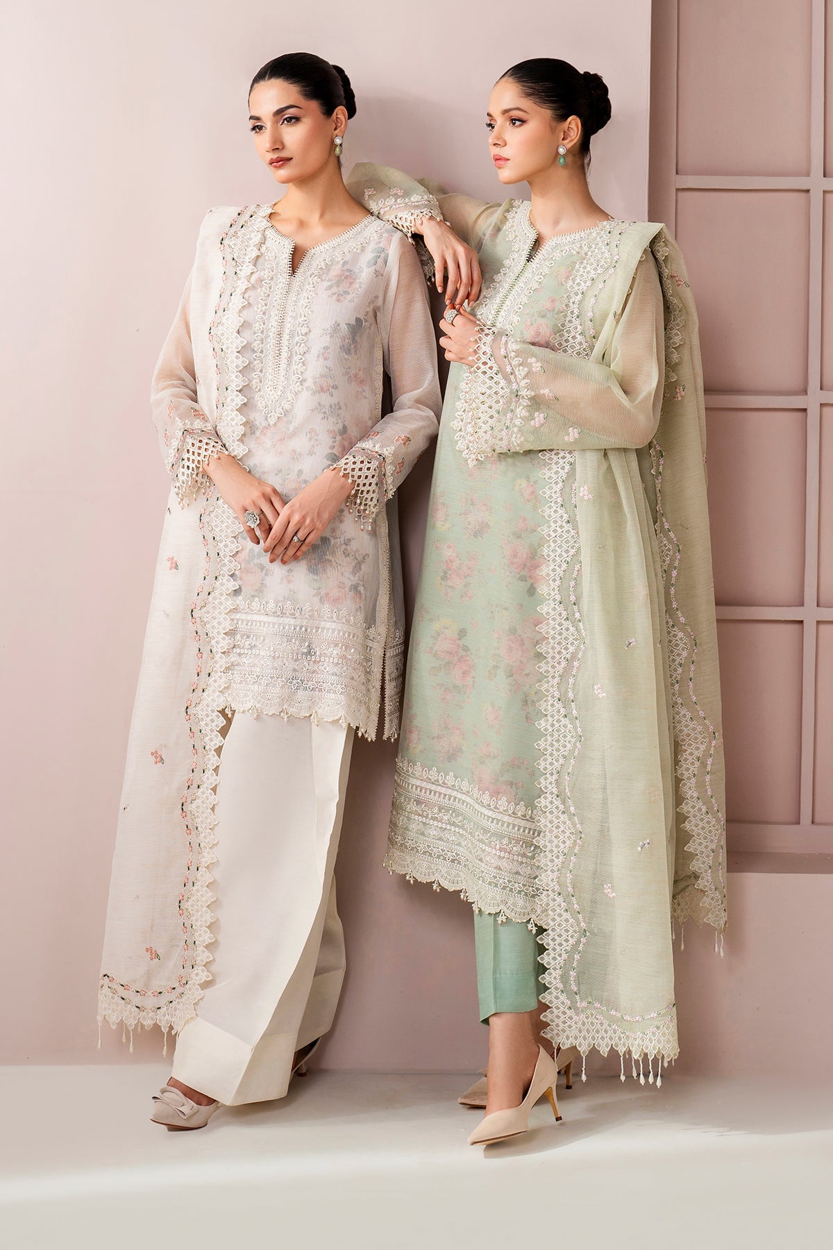 EMBROIDERED COTTON PATTI SF-4188