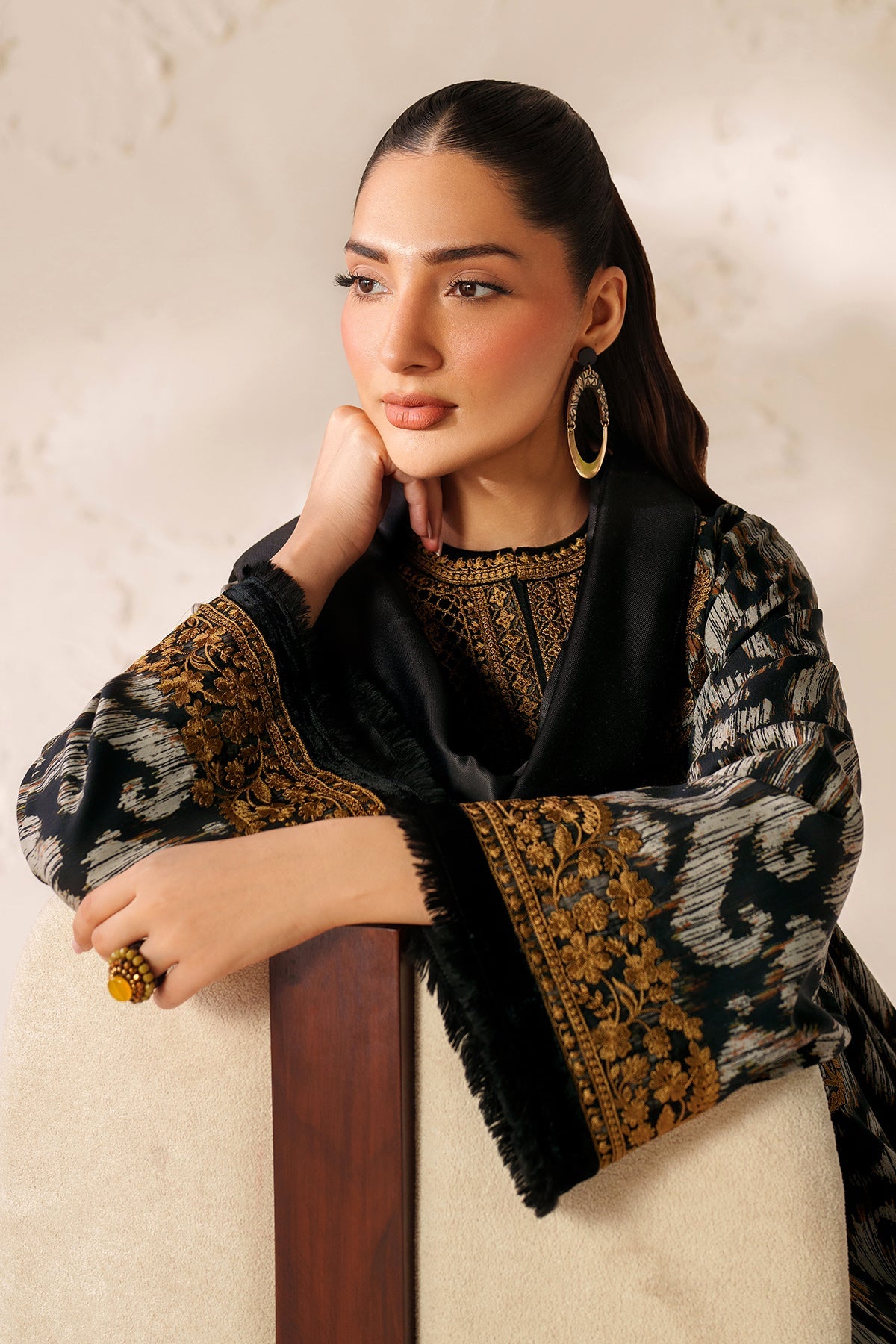 EMBROIDERED VISCOSE SILK SF-4289