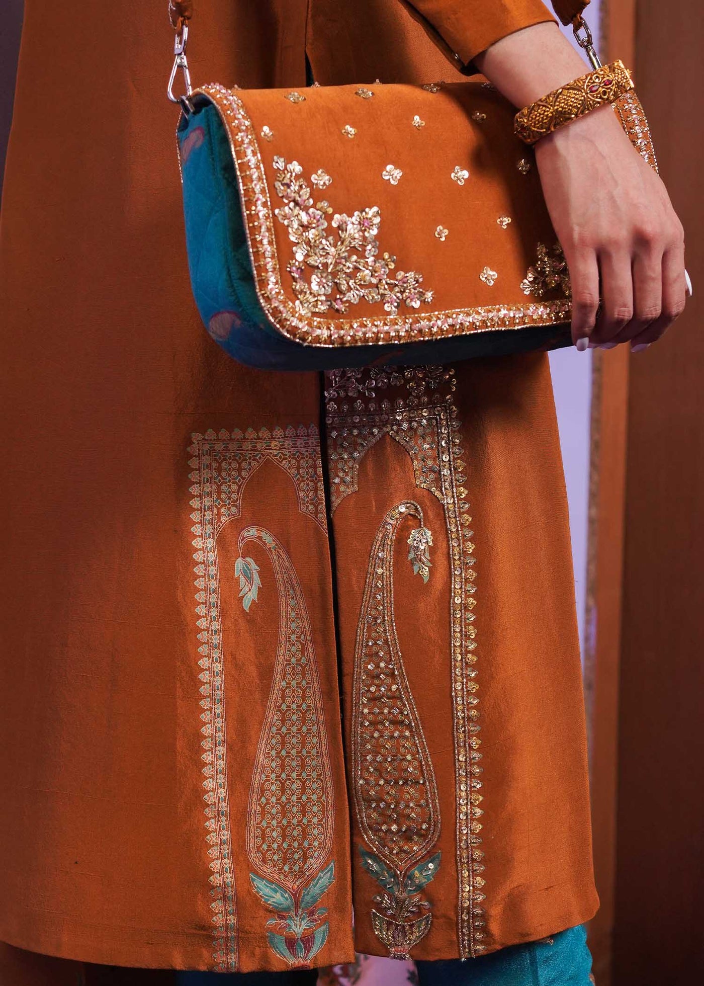 Embellished Trousers(as shown)