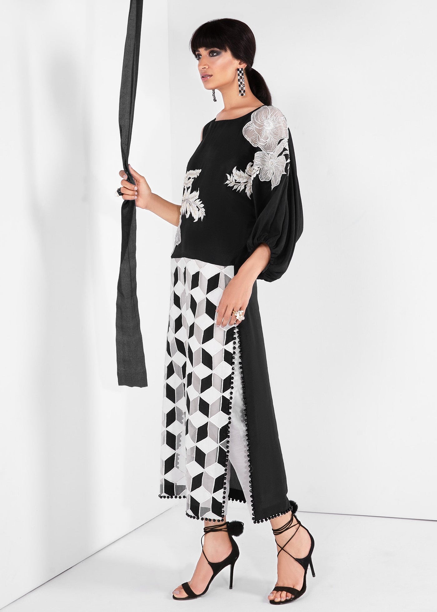 https://cdn.shopify.com/s/files/1/1625/9005/products/8989.jpg?v=1599902811
