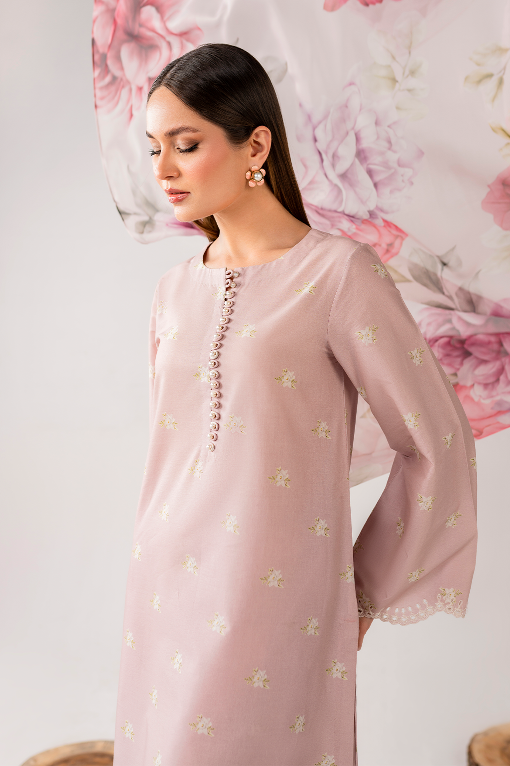 UE-277 Printed Lawn