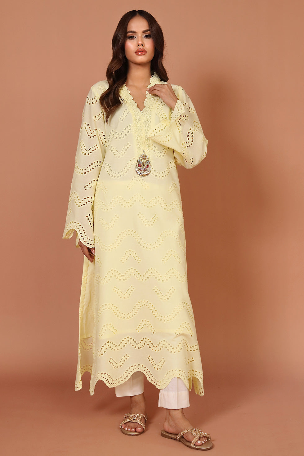 https://cdn.shopify.com/s/files/1/0799/2921/3243/files/8_57cf30f8-7f32-428c-a5ce-5eab53b4ec5f.jpg?v=1753615137