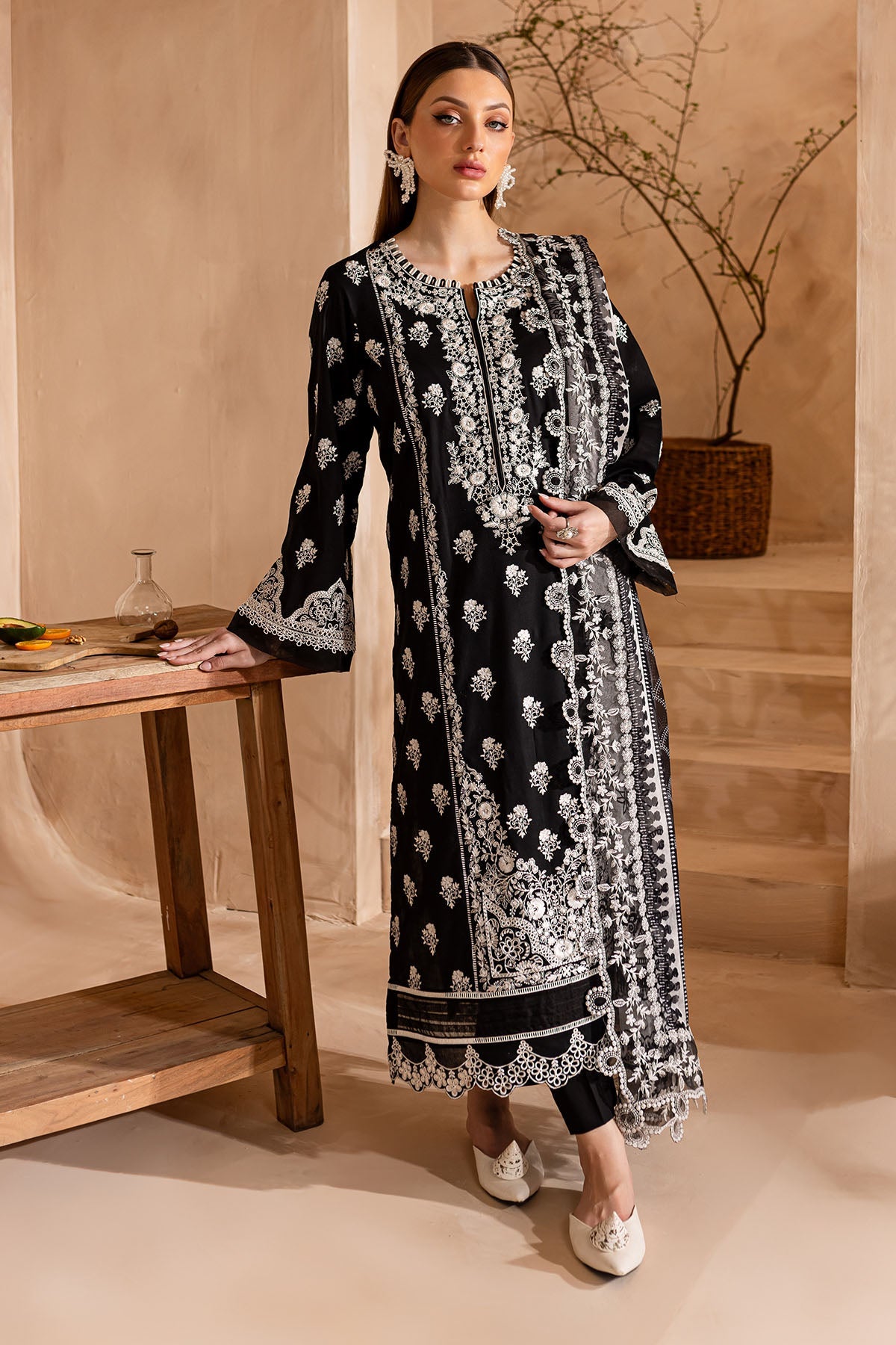 https://cdn.shopify.com/s/files/1/0551/9487/8152/files/8_ce3a4571-b254-4da6-a97f-b21507f72cc8.jpg?v=1751313646