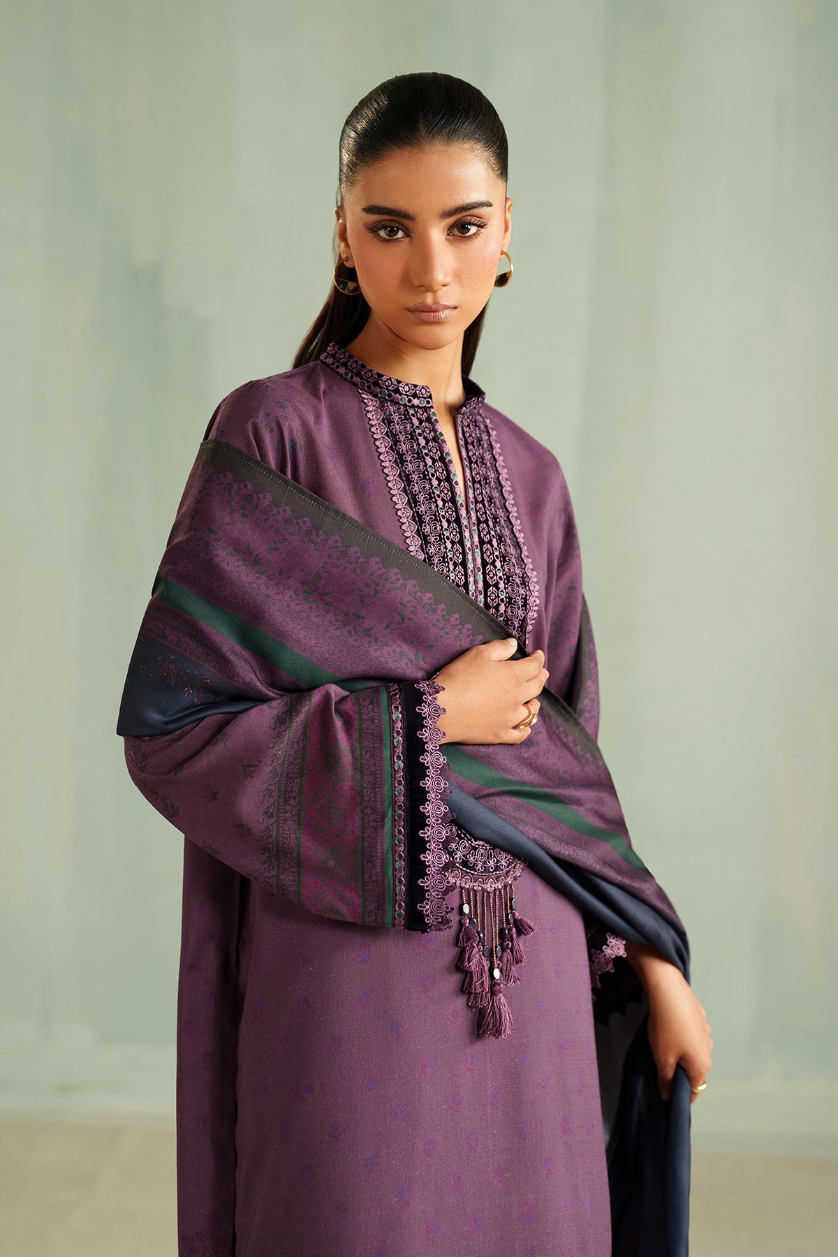 EMBROIDERED KHADDAR SF-4323