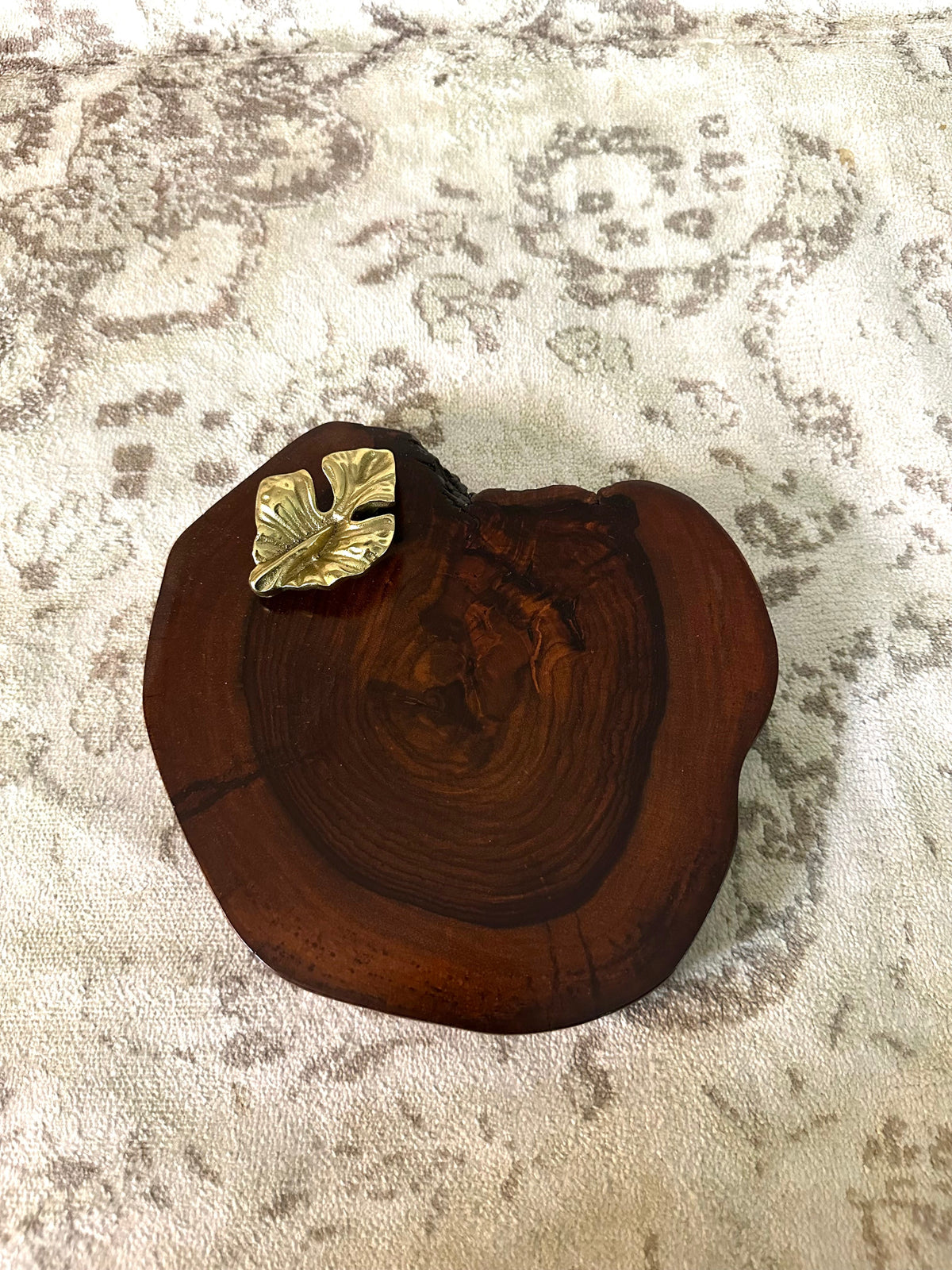 Pan leaf platter / Tray - 311 Cyra