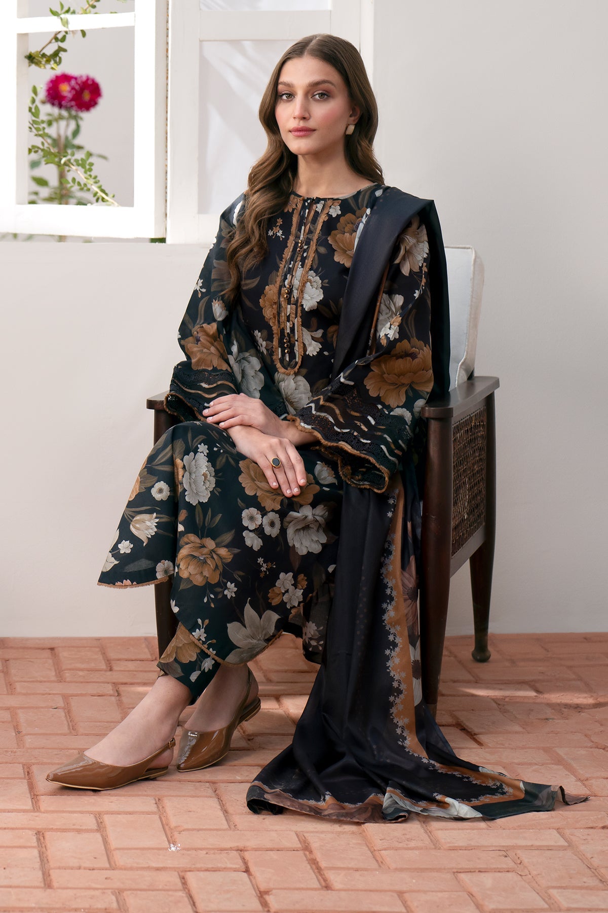 Digital Printed Lawn Uf-540