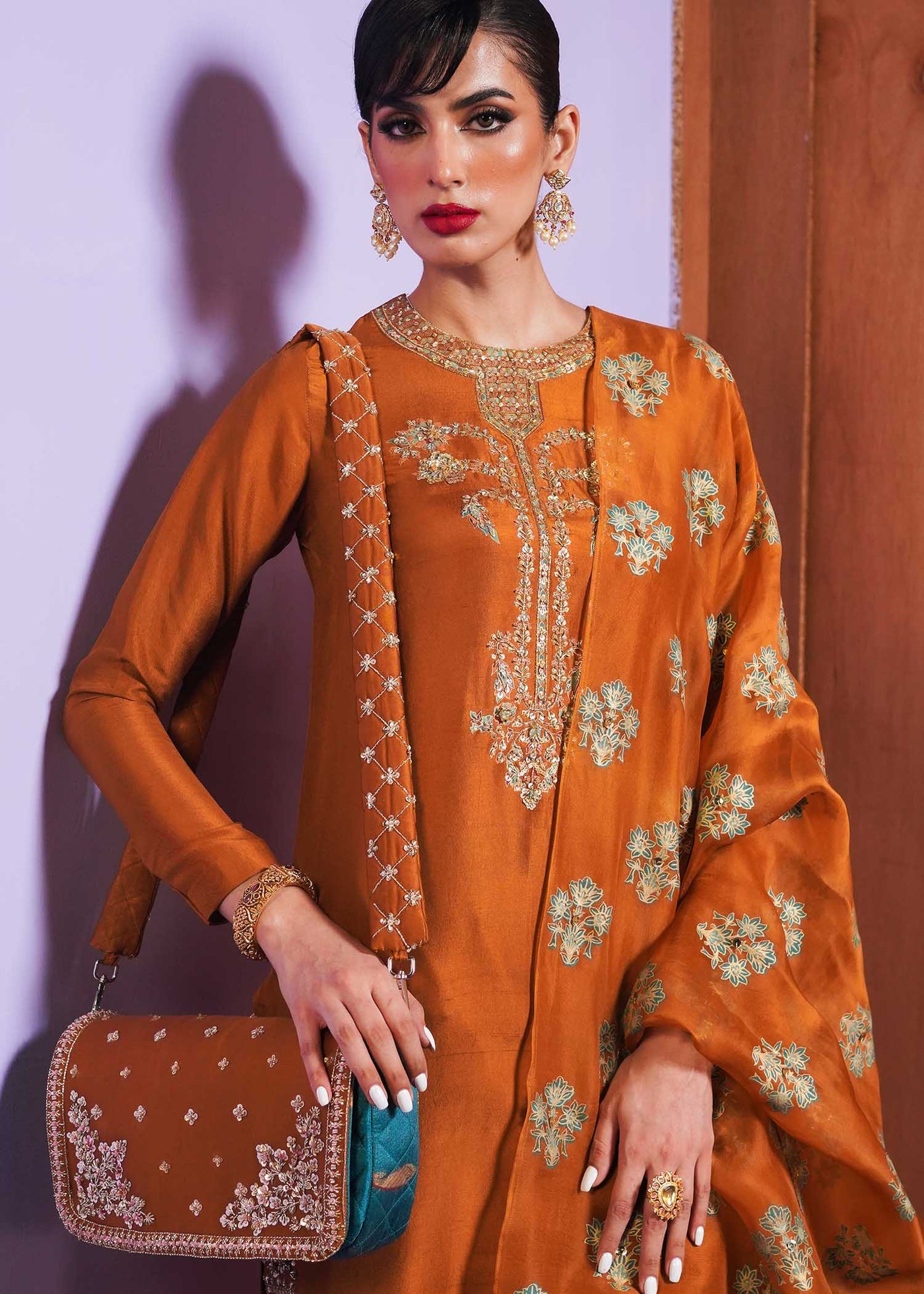 Embellished Trousers(as shown)