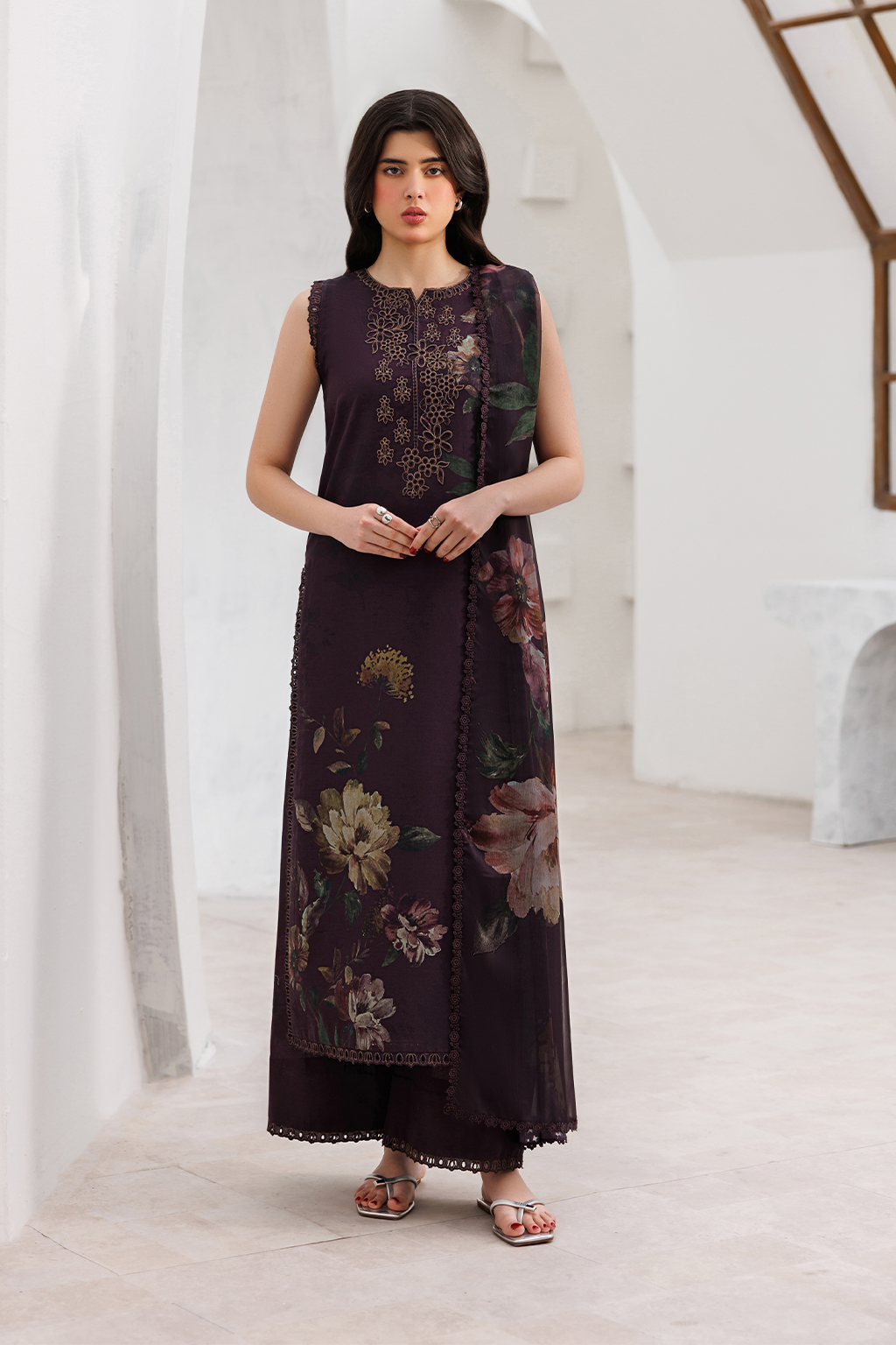 UE-646 Printed Lawn