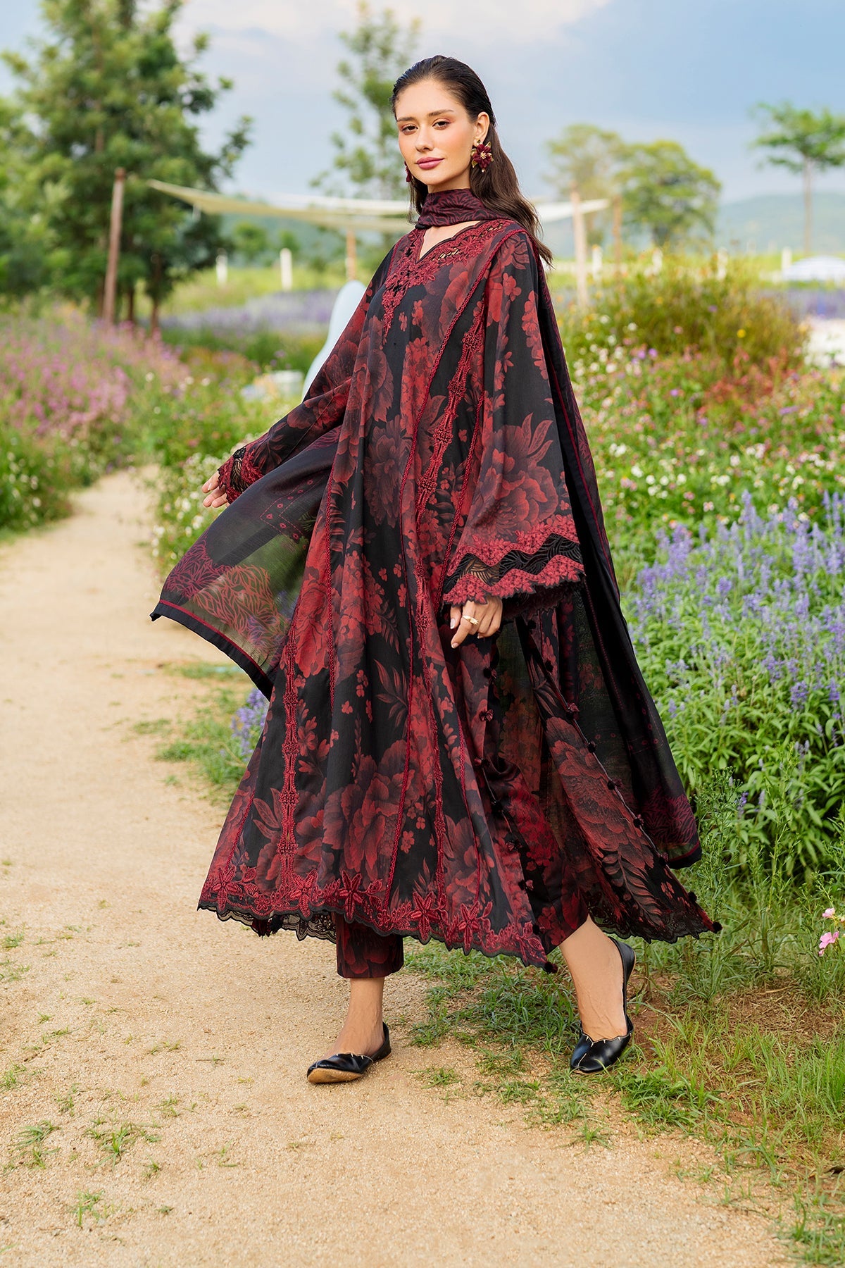 EMBROIDERED LAWN SF-4220