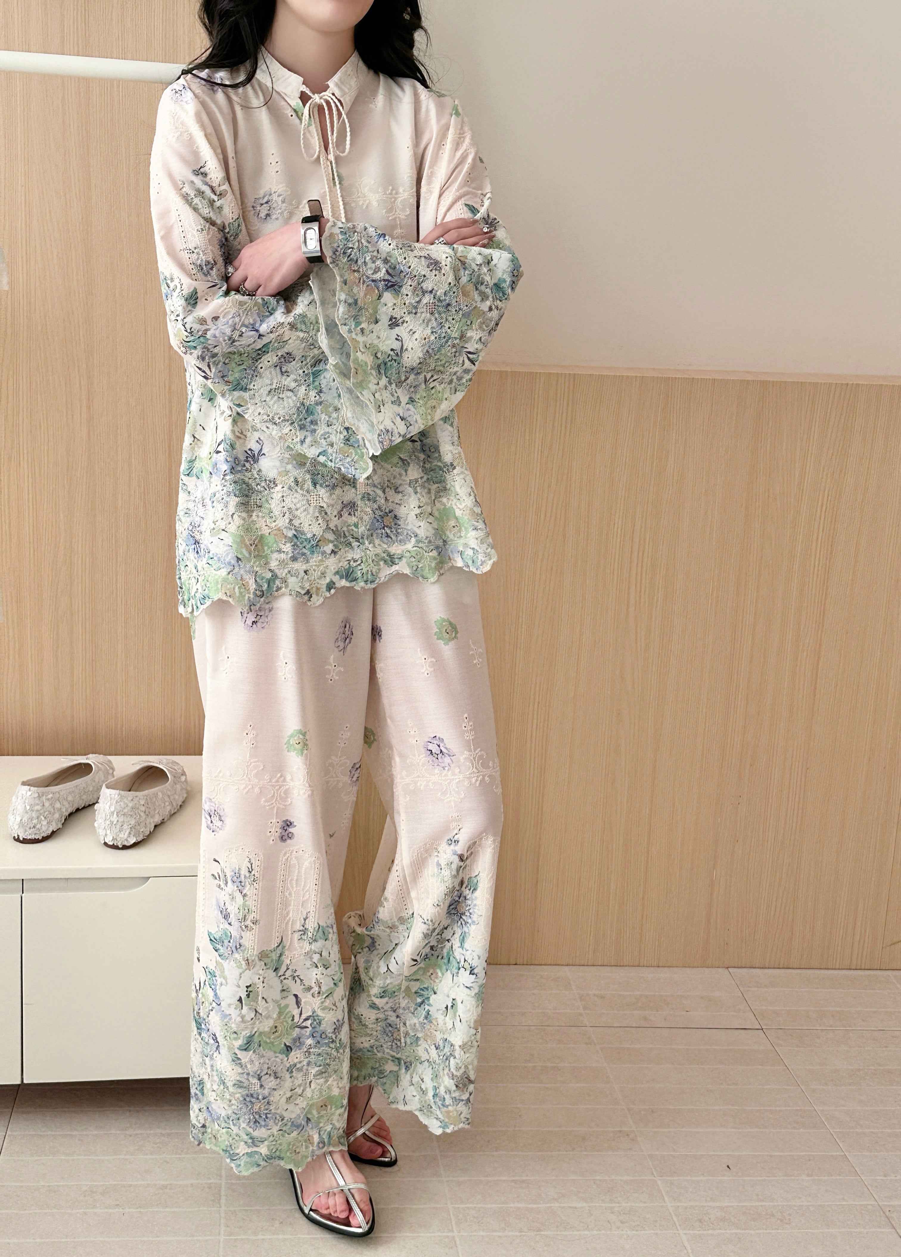 Phuket Embroidered Detail Suit